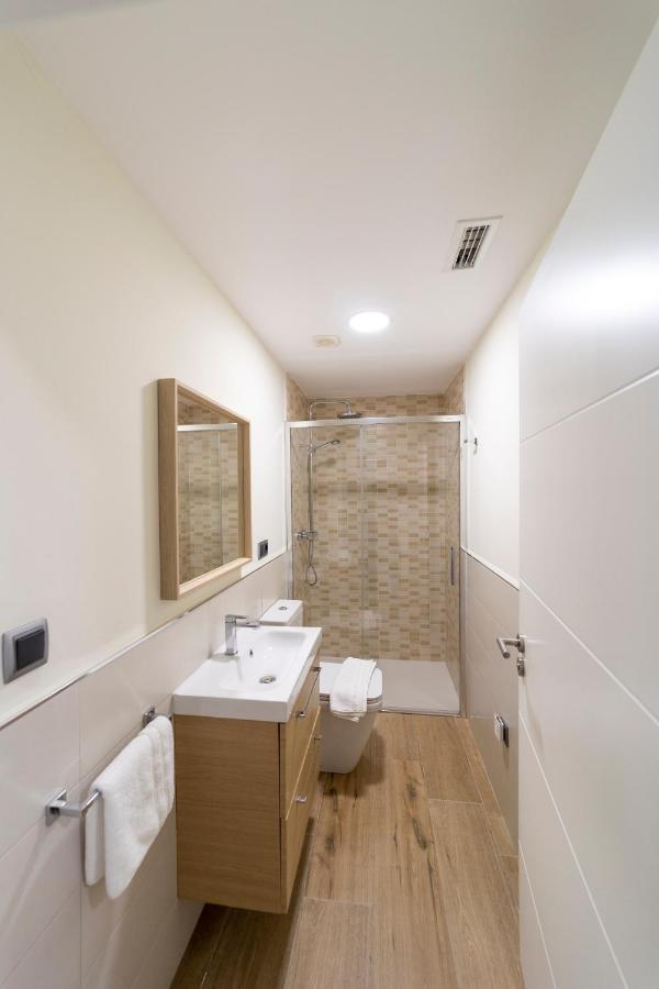 Apartamentos San Lazaro Santiago de Compostela Dış mekan fotoğraf