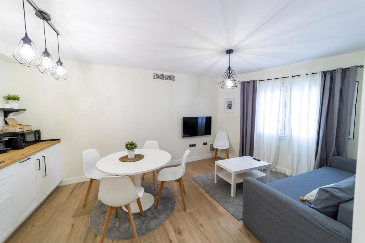 Apartamentos San Lazaro Santiago de Compostela Dış mekan fotoğraf